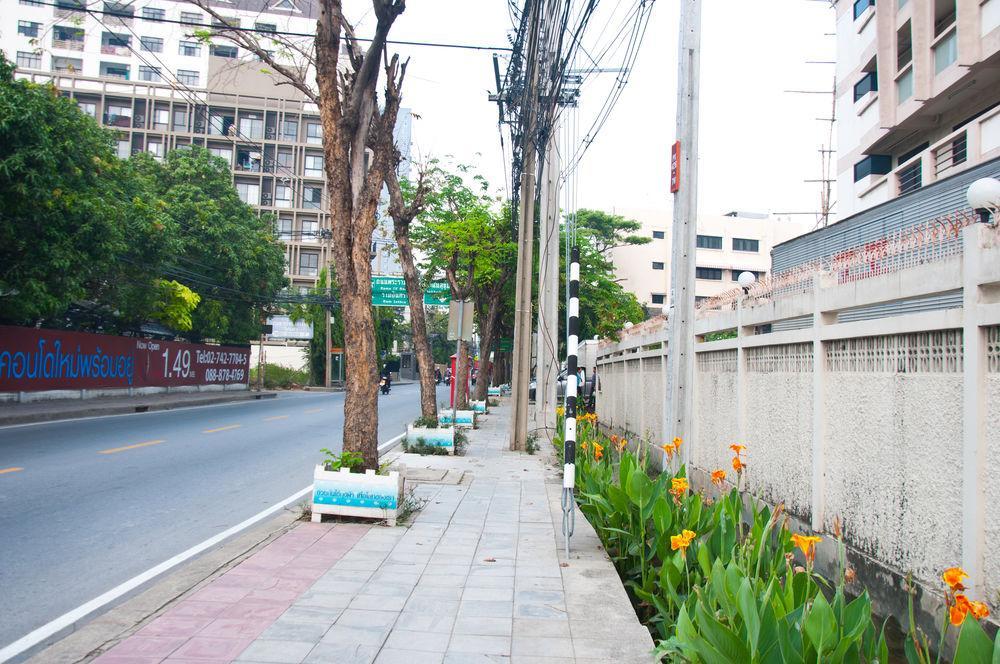Golden House @ On-Nut Station Motel Bangkok Luaran gambar