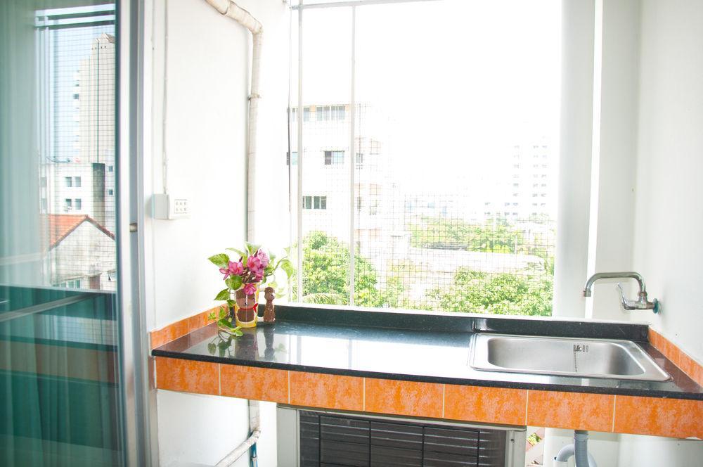 Golden House @ On-Nut Station Motel Bangkok Luaran gambar