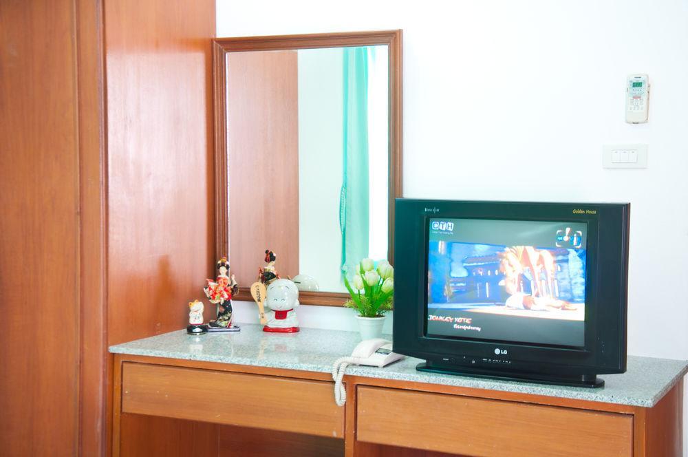 Golden House @ On-Nut Station Motel Bangkok Luaran gambar