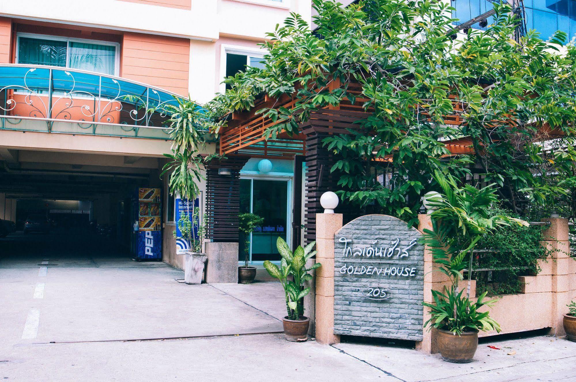 Golden House @ On-Nut Station Motel Bangkok Luaran gambar
